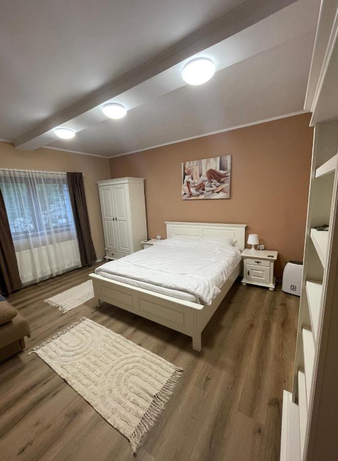 Sunrise Apartament *